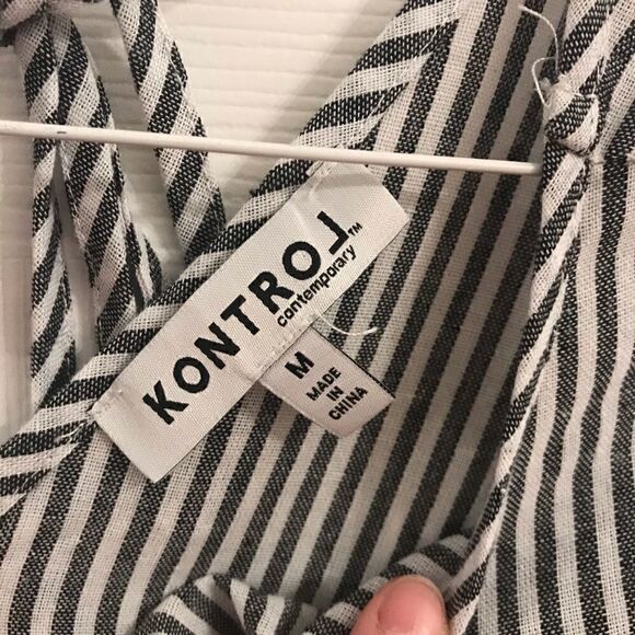 Kontrol contemporary black gray white striped top - Picture 7 of 8